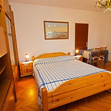 Rooms Milan 1370 罗维尼 外观 照片