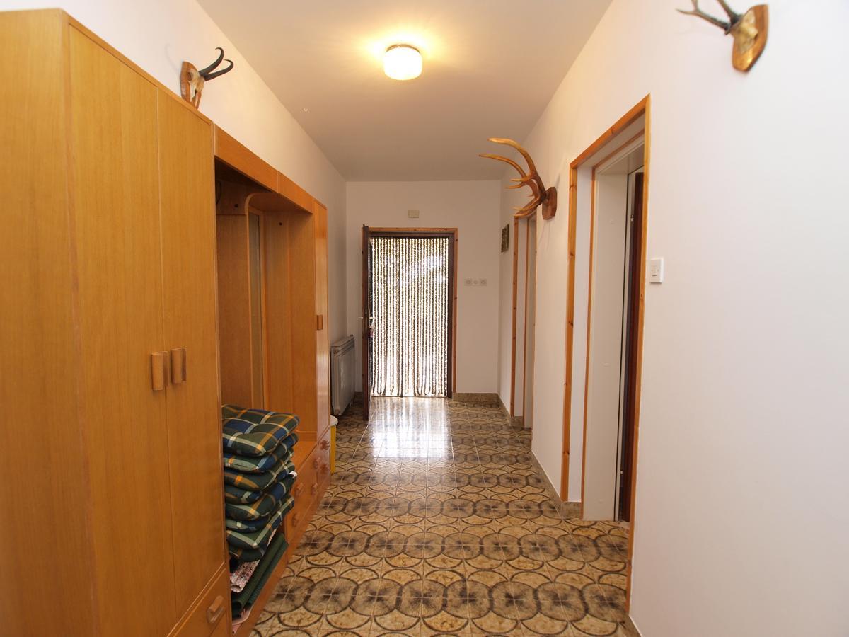 Rooms Milan 1370 罗维尼 外观 照片