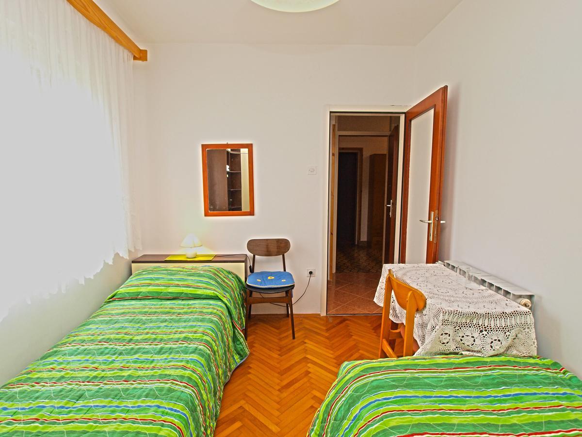 Rooms Milan 1370 罗维尼 外观 照片