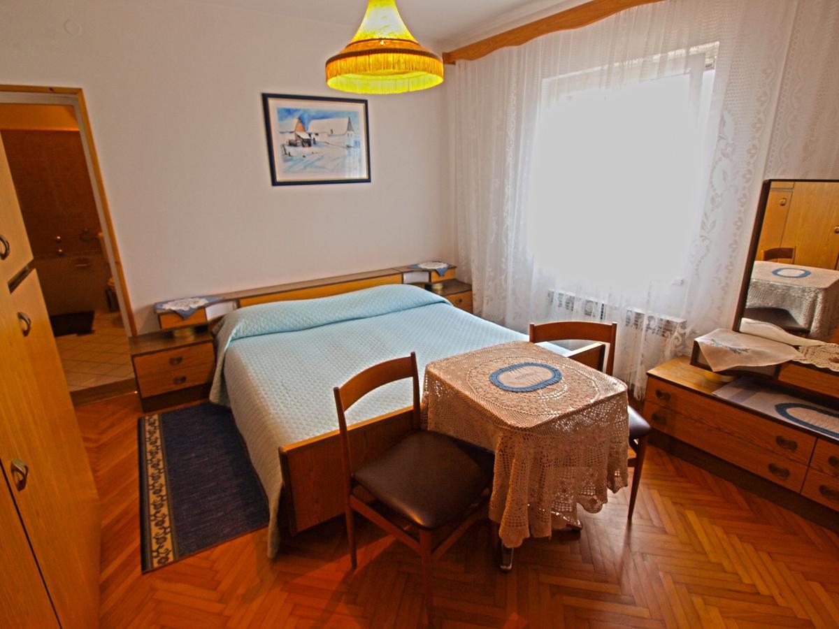 Rooms Milan 1370 罗维尼 外观 照片